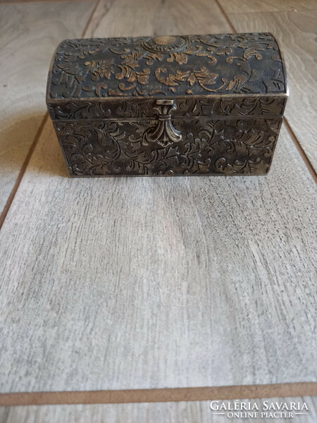 Gorgeous old silver plated jewelery box ii. (10.3X7.5x5.6 cm)