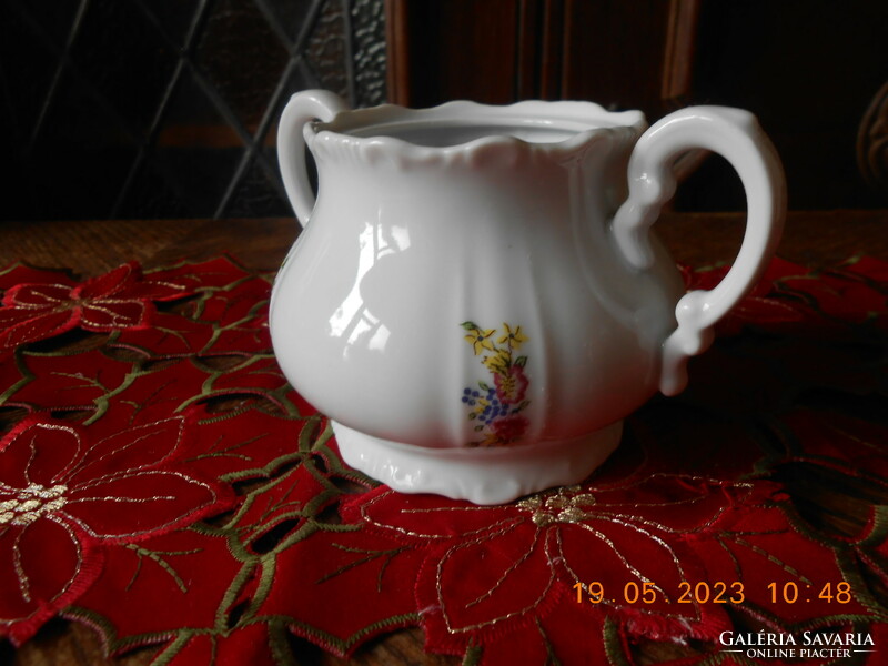 Sugar bowl with Zsolnay flower bouquet pattern