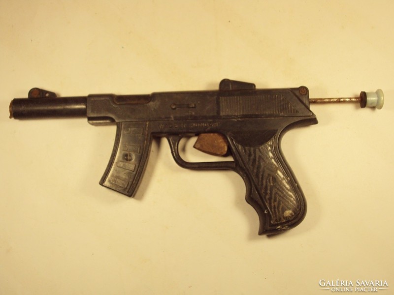 Retro old toy gun, Hungarian production, can be wound up, works