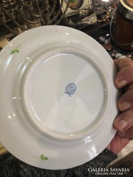Herend porcelain dessert set, 6 small, 1 large plate, old.