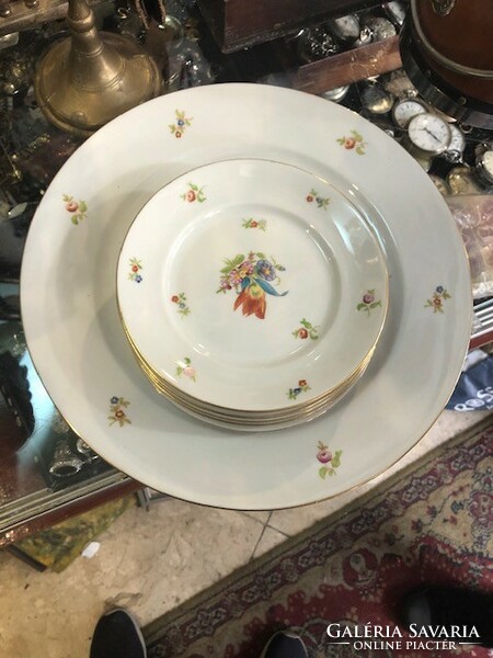 Herend porcelain dessert set, 6 small, 1 large plate, old.