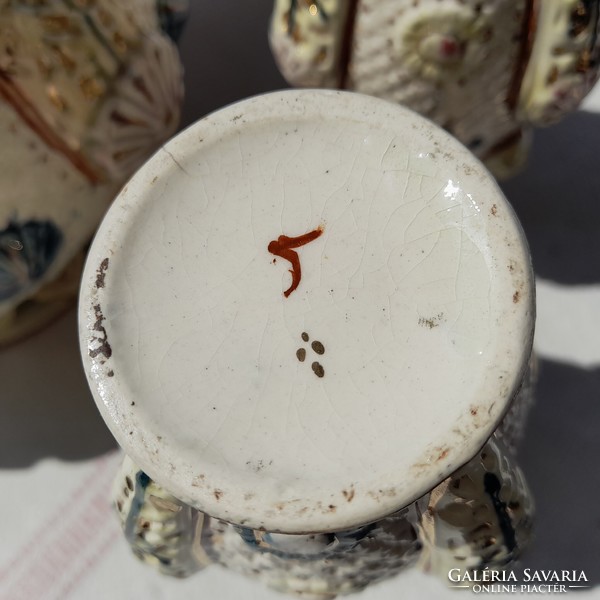 HISTORIZÁLÓ porcelánfajansz szett, FISCHER vagy ZSOLNAY stílusban