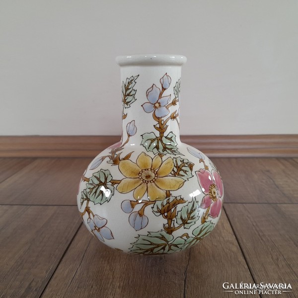 Antik Zsolnay virágmintás váza