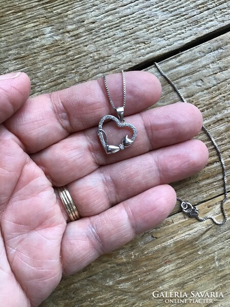 Silver necklace with cat heart pendant, zircon stones