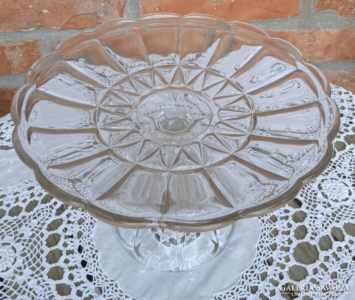 Cake stand with base, offering