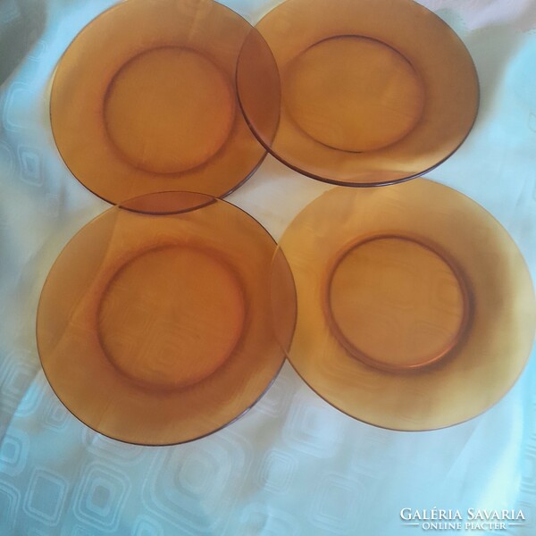 Amber glass plate