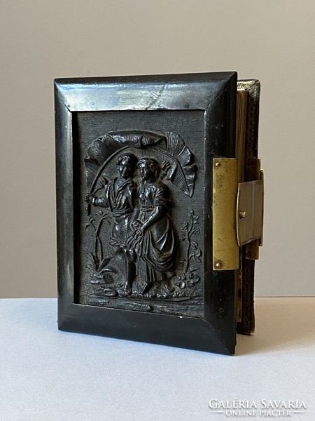 Loving couple antique carved wood covered photo photo album with copper buckle