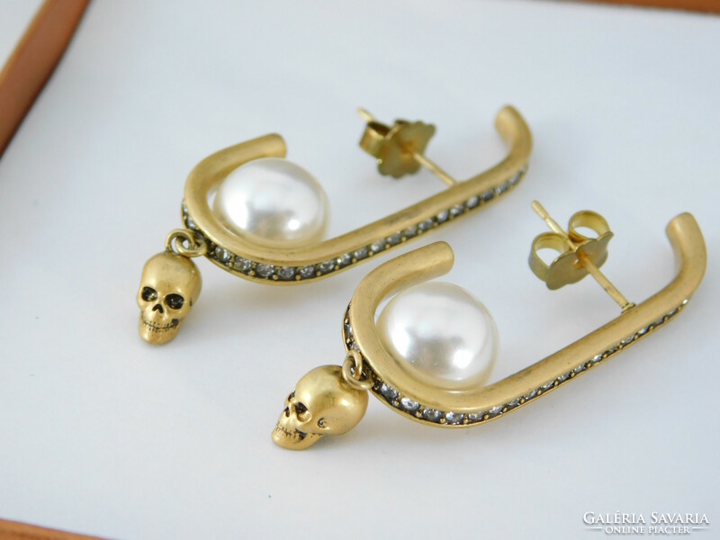 Crystal, pearl, skull earrings