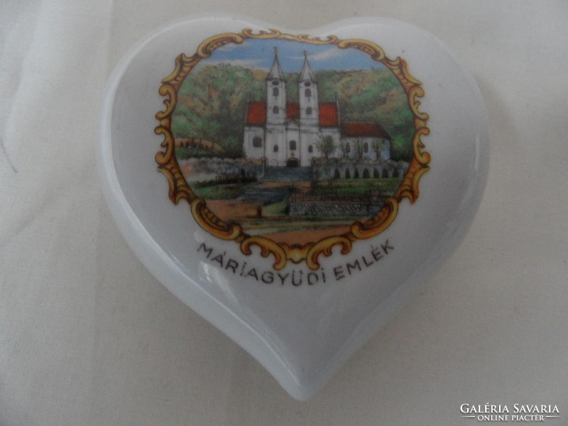 Zsolnay szív alakú porcelán Máriagyüdi emlék bonbonier, dobozka