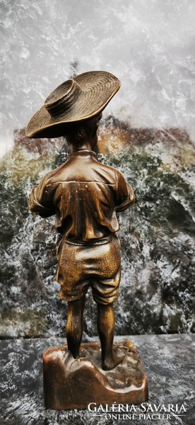 Boy in a hat - bronze statue - sculptor from the Rhône