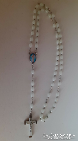 Rosary reader made of phosphorescent beads in good condition.