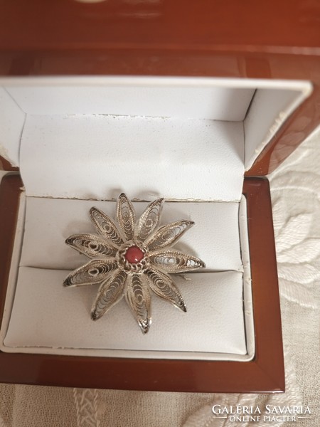 Old handmade silver filigree brooch with carnelian stone, flower pattern for sale!