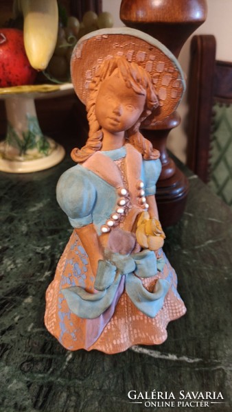 Eva Bod - charming little girl statue