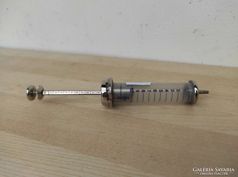 Antique medical hospital device glass syringe without box 887 7444