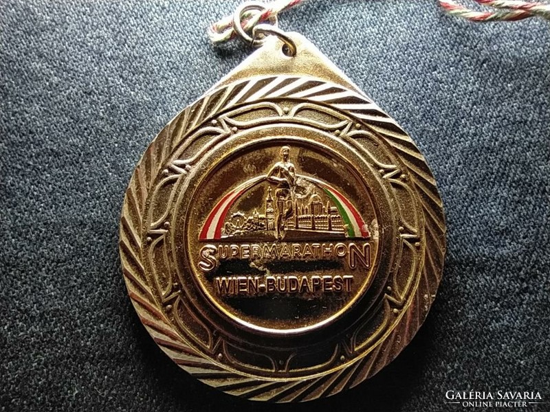 Vienna-Budapest supermarathon 1997 medal with pendant (id69170)