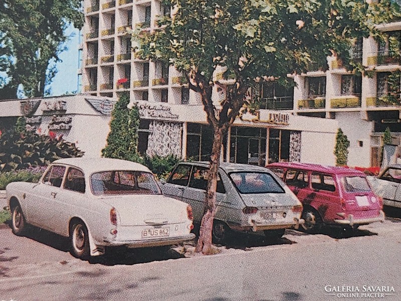 Régi képeslap 1979 Balaton retro fotó levelezőlap Siófok Lidó Szálló régi autók