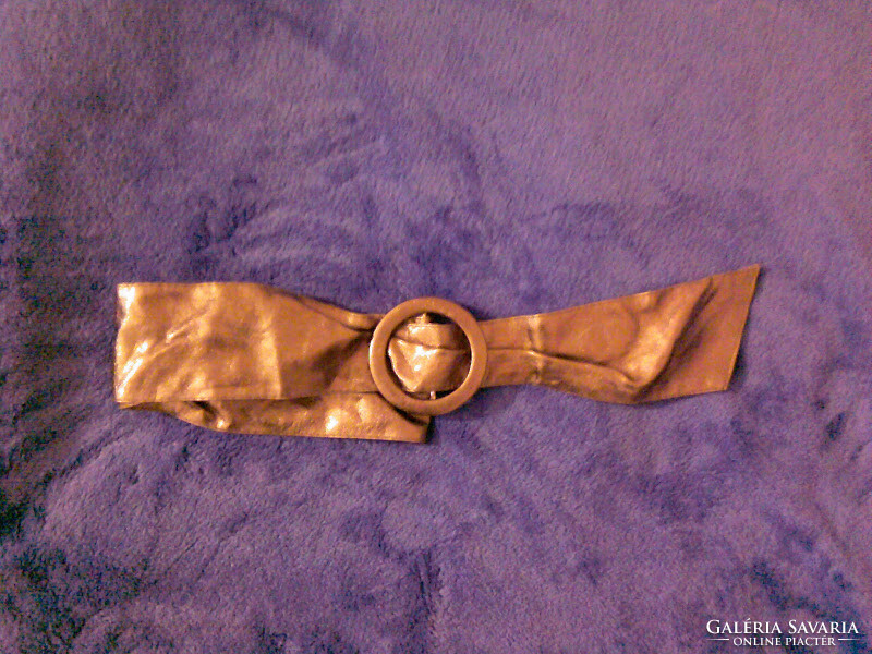 Bronze colored women's belt