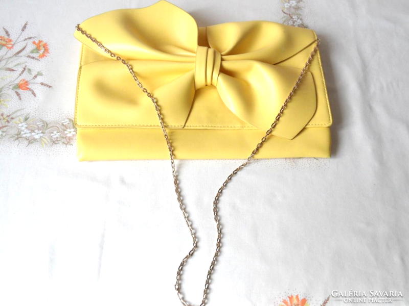 Primark yellow bow radish, envelope bag