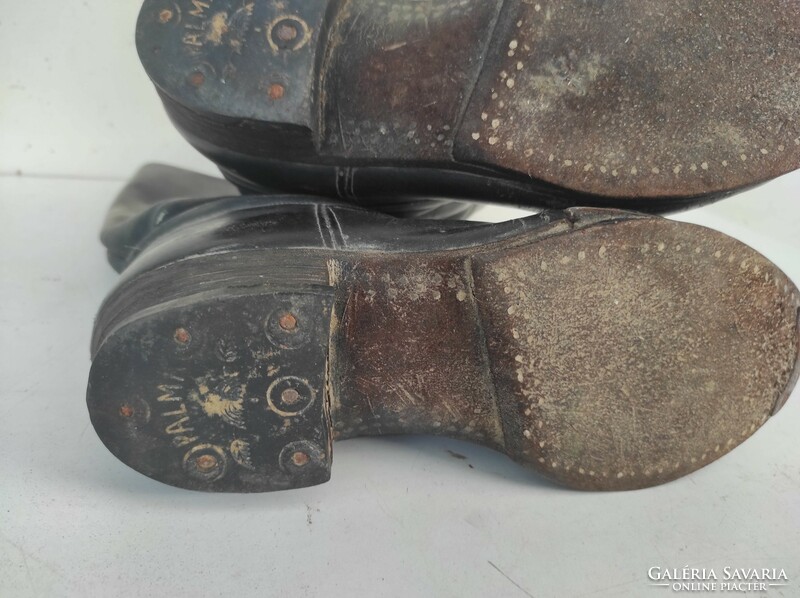 Antique leather women's boots in worn condition for decoration 862 7421