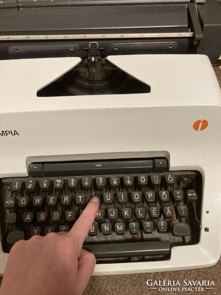 Működőképes Olympia SG-3 írógép mechanikus 1971