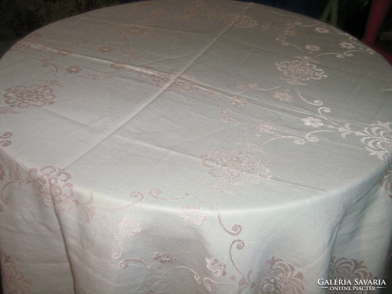 Beautiful vintage pink baroque leaf pattern damask tablecloth