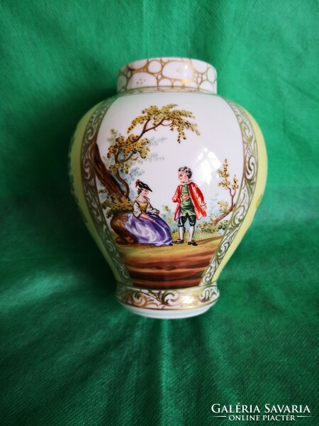 Beautiful, hand-painted Rococo vase with paintings, antique Dresden, 1843-1883.