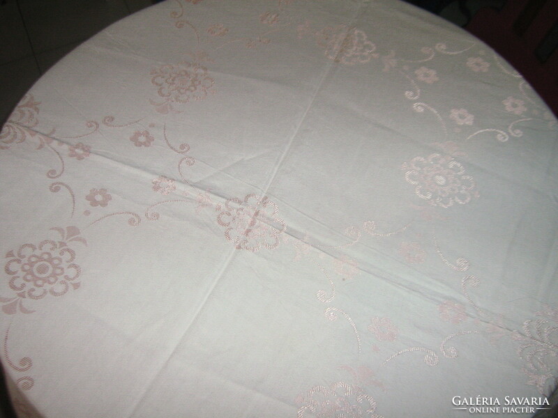 Beautiful vintage pink baroque leaf pattern damask tablecloth