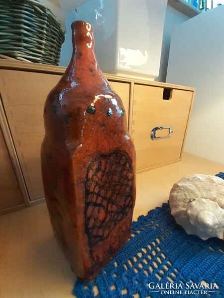 Special hand-shaped oriental retro ceramic decorative vase