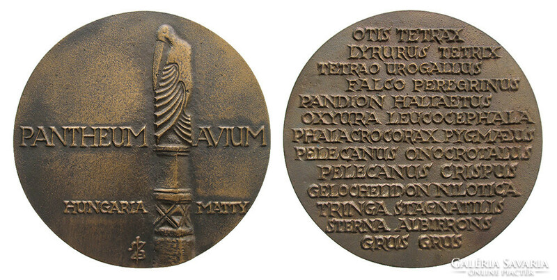 Béla Imrefia Szabó: pantheum avium - matty /bird memorial park/