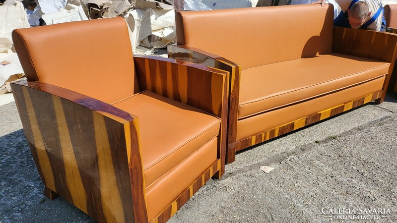 Art deco sofa set