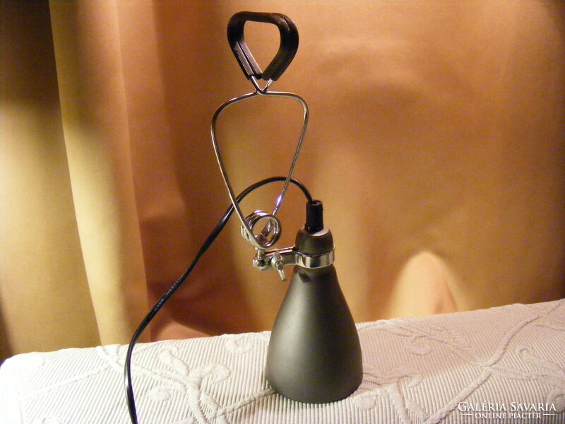 Modern spring clip lamp