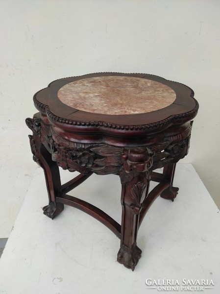 Antik kínai bútor kis asztal dúsan faragott márványlapos kaspó váza tartó 846 7413