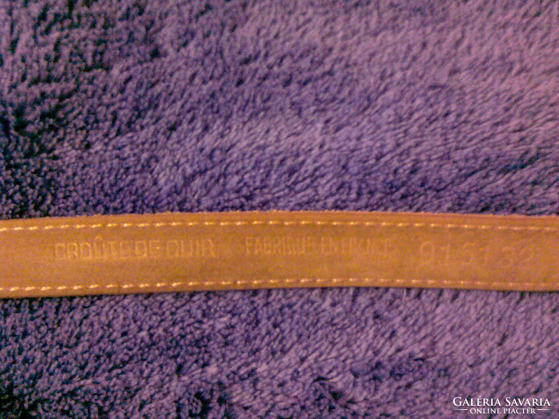 Pink children's belt varnish