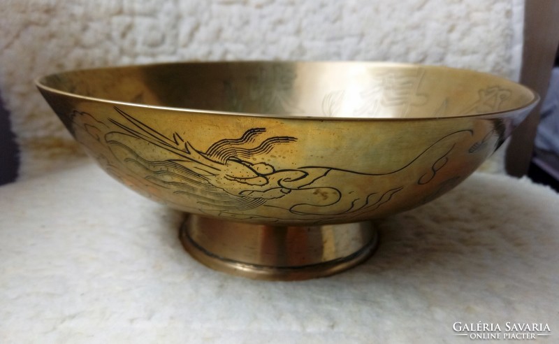 Impressive oriental patterned brass dish