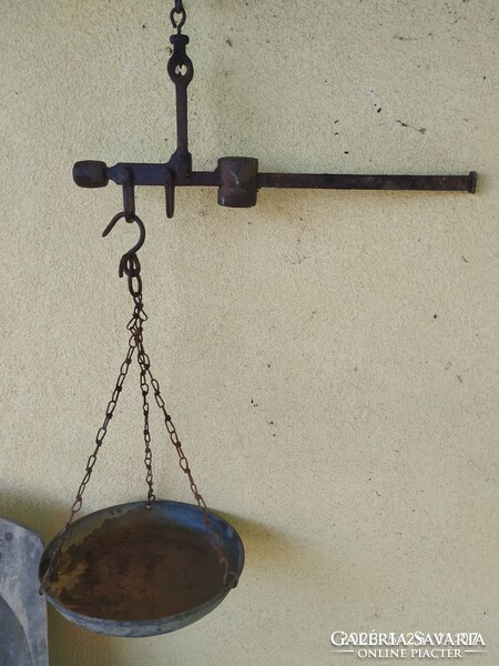 Antique market bucket scale (10 kg) for sale!