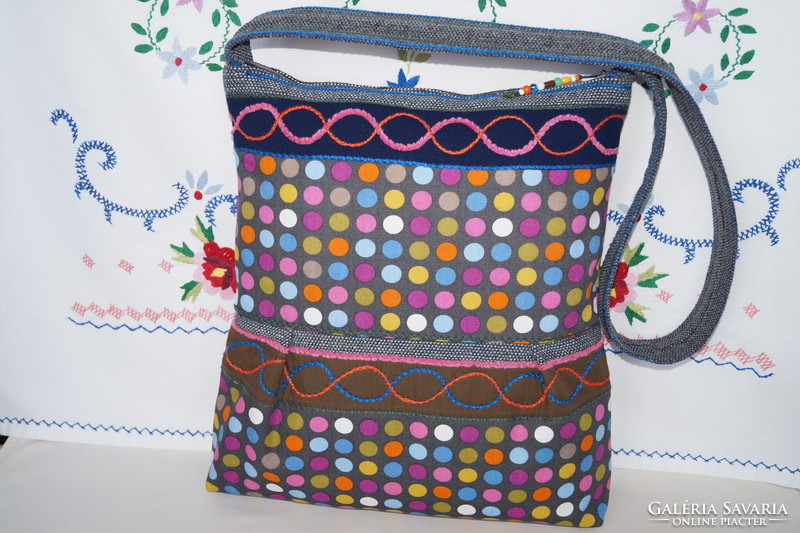 Colorful Polka Dot Festival Fun Large Women's Packable Shoulder Bag With Pockets And Zipper