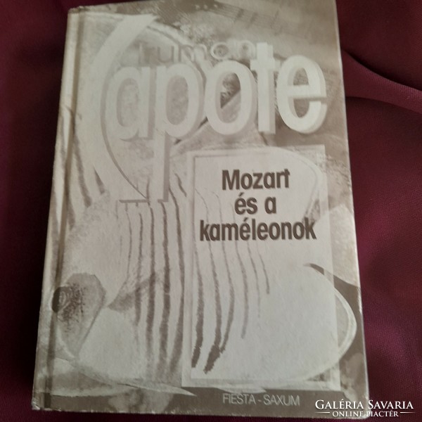 Mozart and the chameleon capote