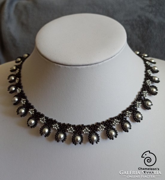 "Silver and Black Beauty Beading Necklace" ezüst-fekete szépséges gyöngyfűzött nyakék