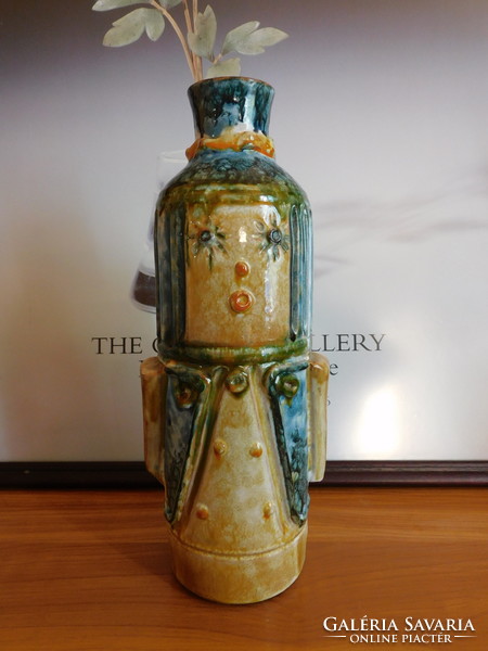 Figurative vase of Erzsébet Fórizsné Sarai 26.5 Cm