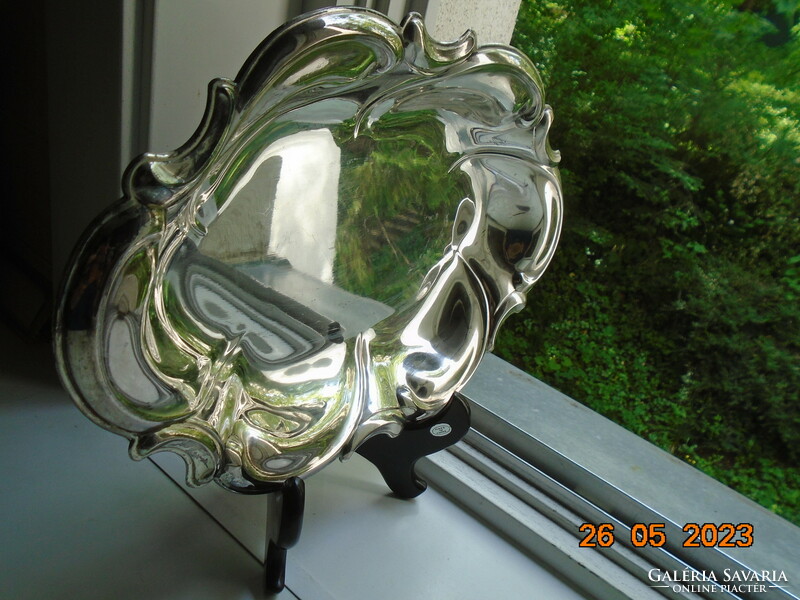 Látványos tükörfényes ezüstözött ovális jelzett barokk kínáló tál, hullámos peremmel