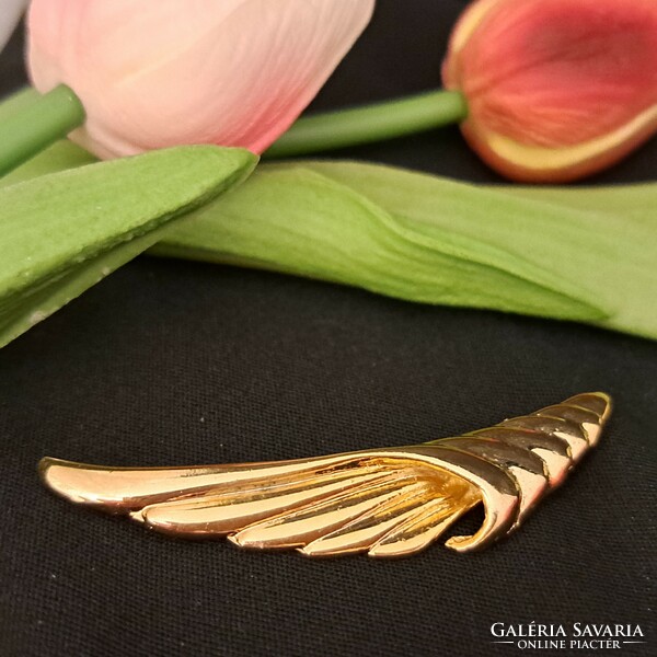 Gilded brooch 4 cm