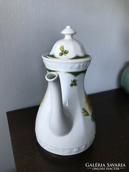 Very nice bavarian yellow rose teapot tea pot spout