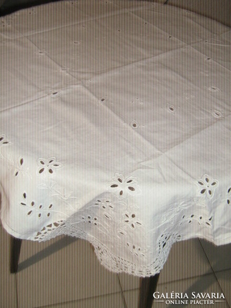 Beautiful crocheted embroidered rosette white tablecloth