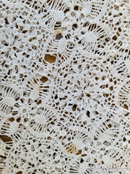 Lace tablecloth 7.