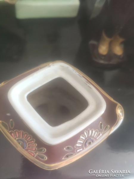 Japanese perfume holder with lid