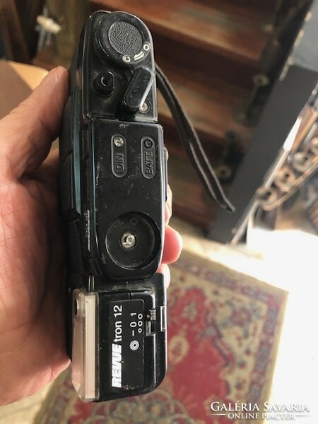 Revue 35cc camera, in nice, working condition.