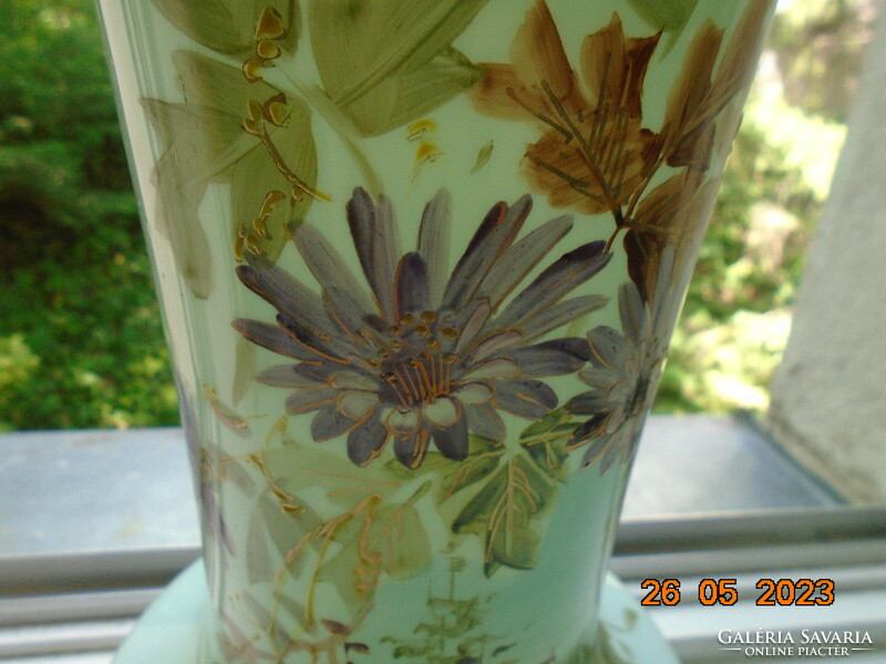 III Napoleon Jade opál üveg váza kézzel festett arany zománc virág minták és tájképpel, kézi jelzés