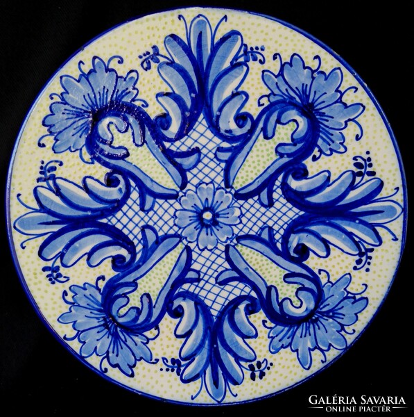 Dt/238 – m. Valero, Spanish hand-painted wall plate