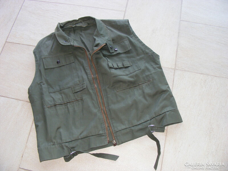 Old unisex hunting vest, xl