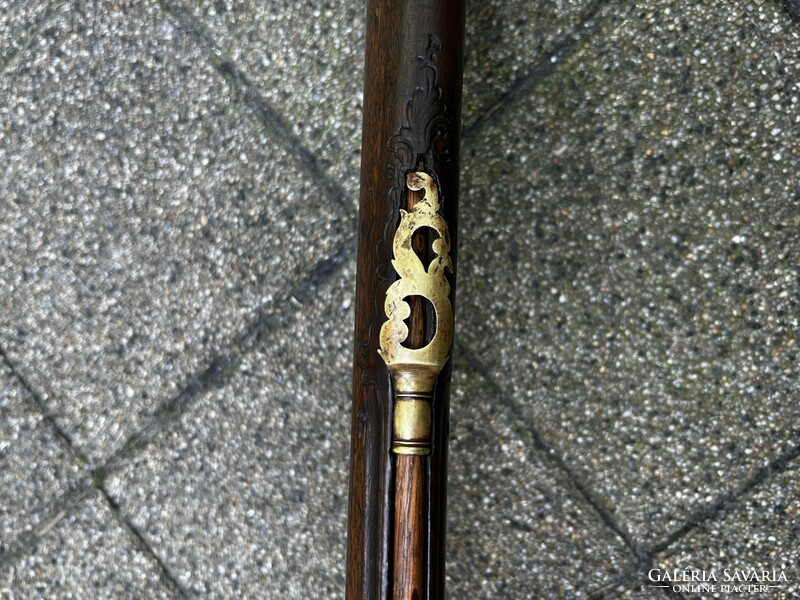Baroque flintlock rifle